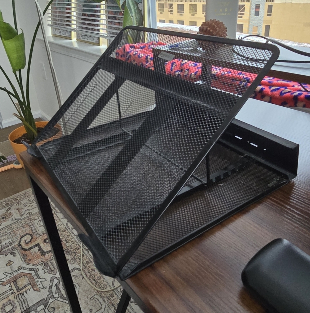 💻 Black Adjustable Laptop Stand